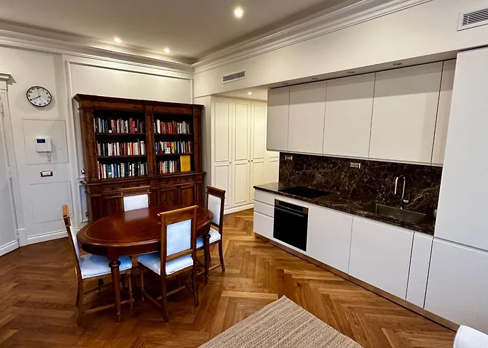 Dandy Elegance Loft Apartment